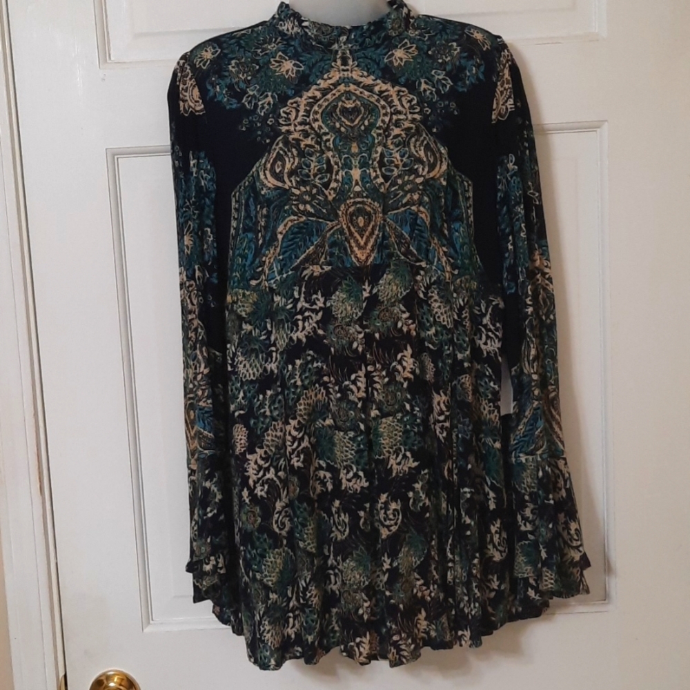 NWT FREE PEOPLE DARK(teal, green & tan) COMBO  FLORAL TUNIC SZ XS.